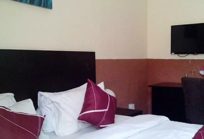 هتل De La Premiere Inn