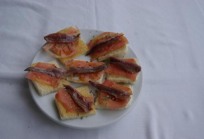 فندق Hostal La Cabanya