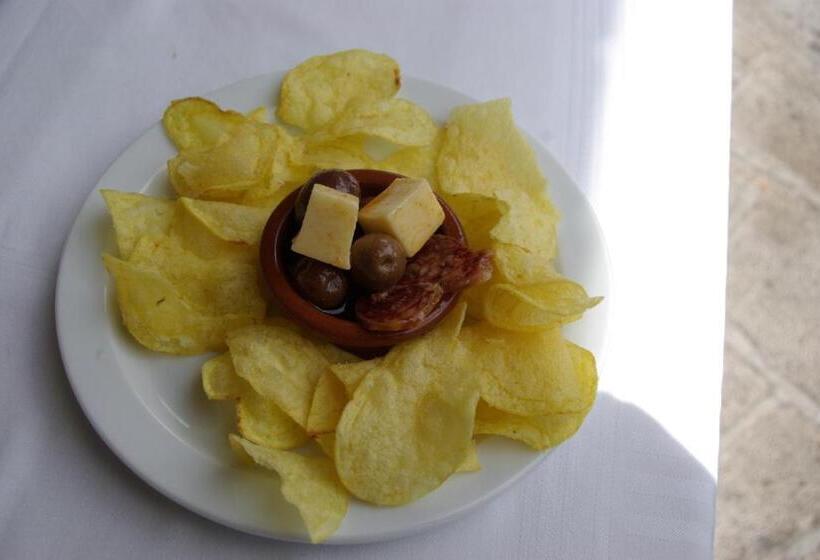 فندق Hostal La Cabanya