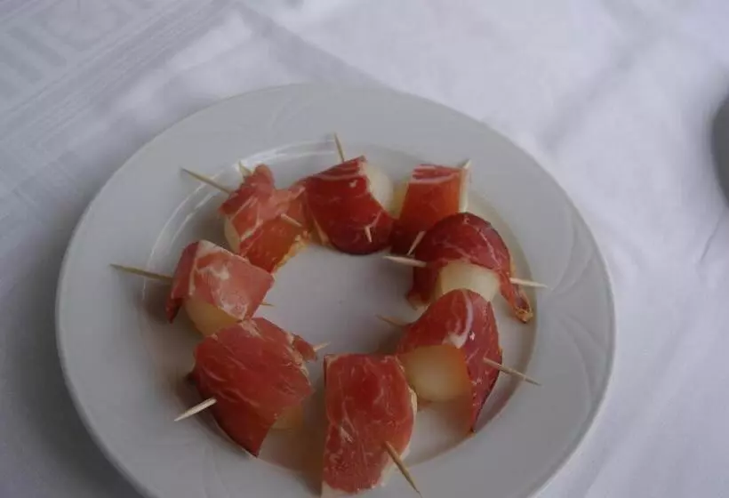 ホテル Hostal La Cabanya