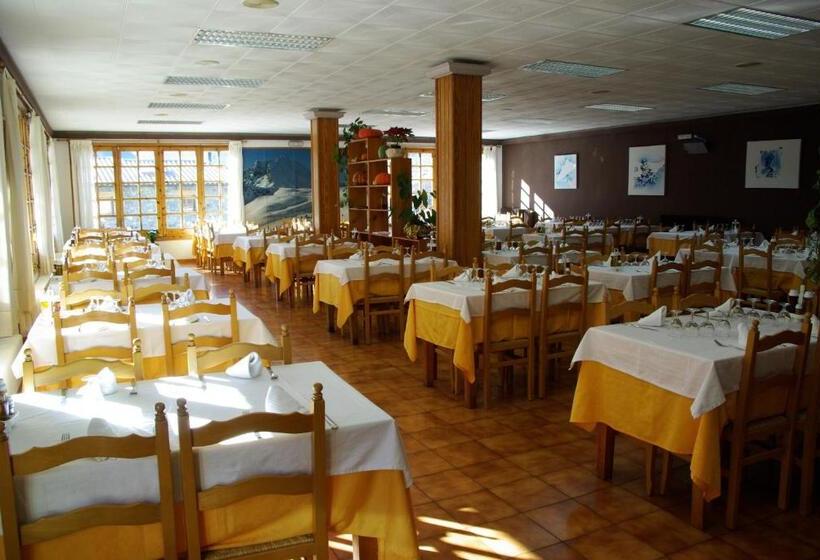 فندق Hostal La Cabanya