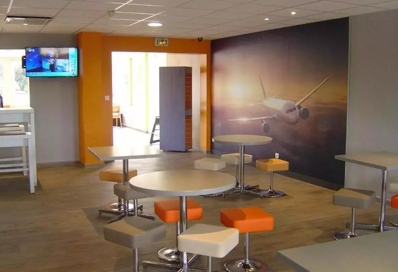 Hotelli Ibis Budget Marseille Aeroport Provence