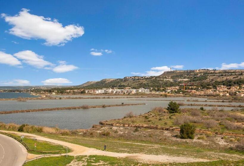 ホテル Ibis Budget Marseille Aeroport Provence