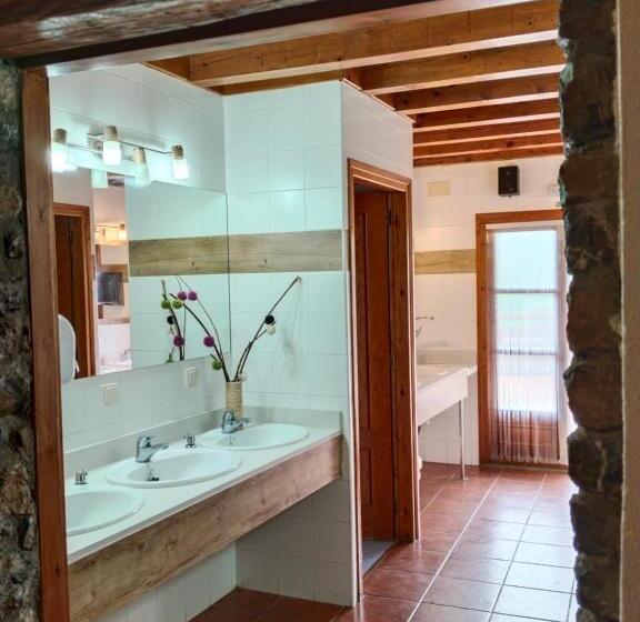 هتل La Borda De Ritort