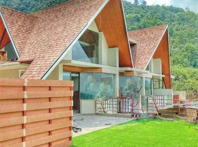 هتل Mystic Mountain