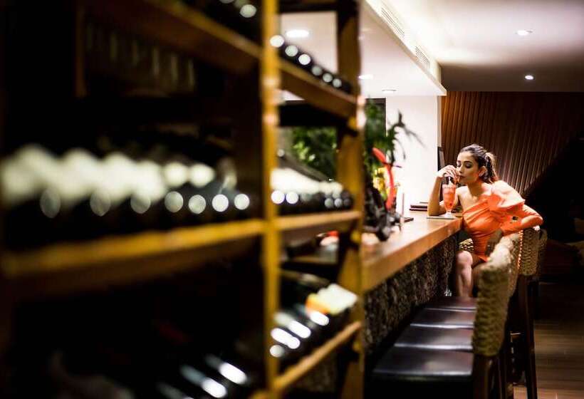 هتل Mystic Mountain