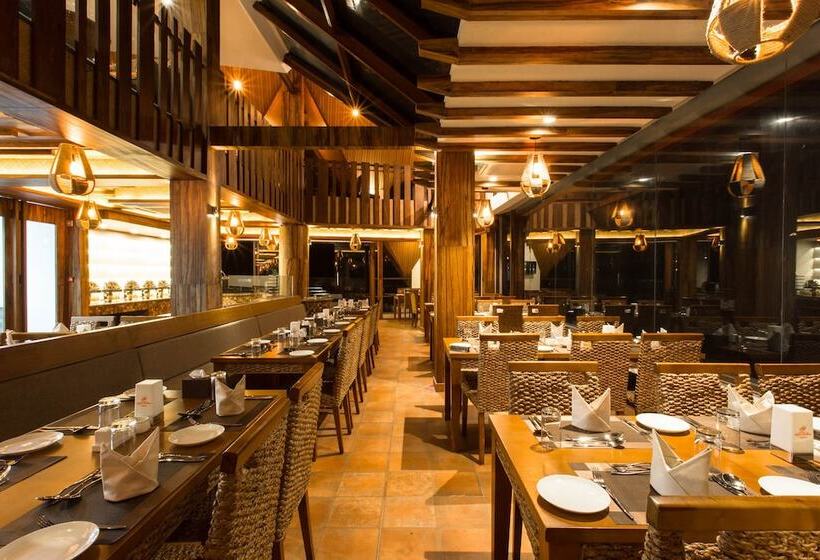 هتل Mystic Mountain