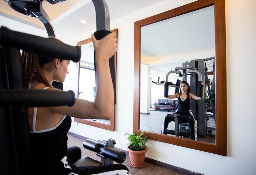 هتل Mystic Mountain