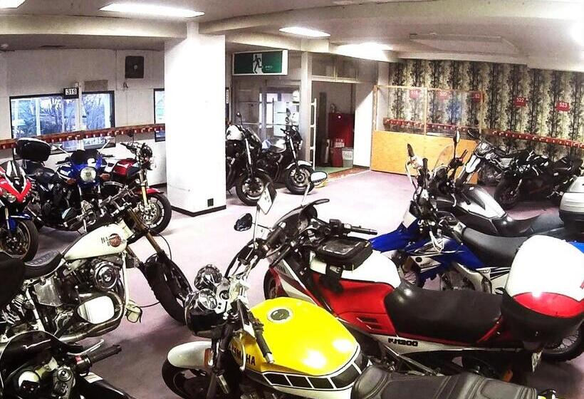 בית מלון כפרי Shiga Swiss Inn