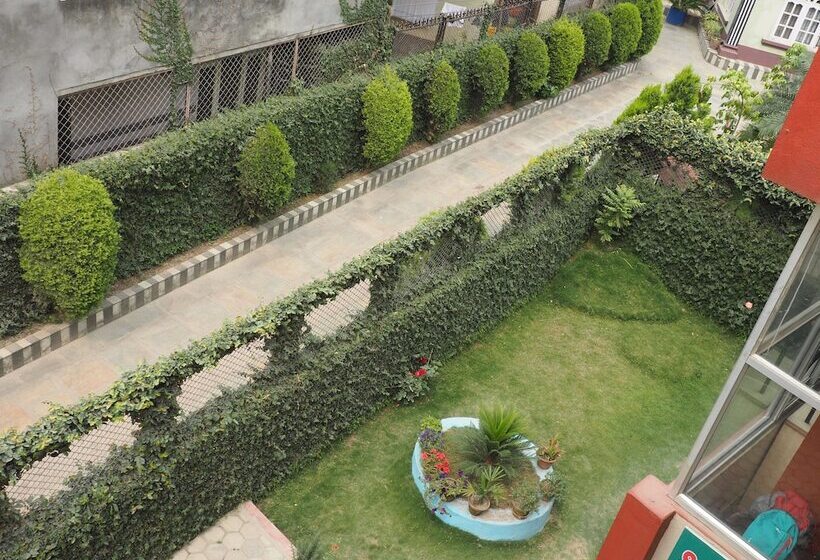 هتل Sudha's Garden Home