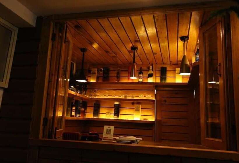 هتل Sudha's Garden Home