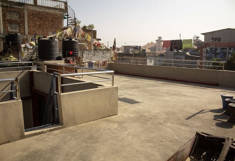 هتل Sudha's Garden Home