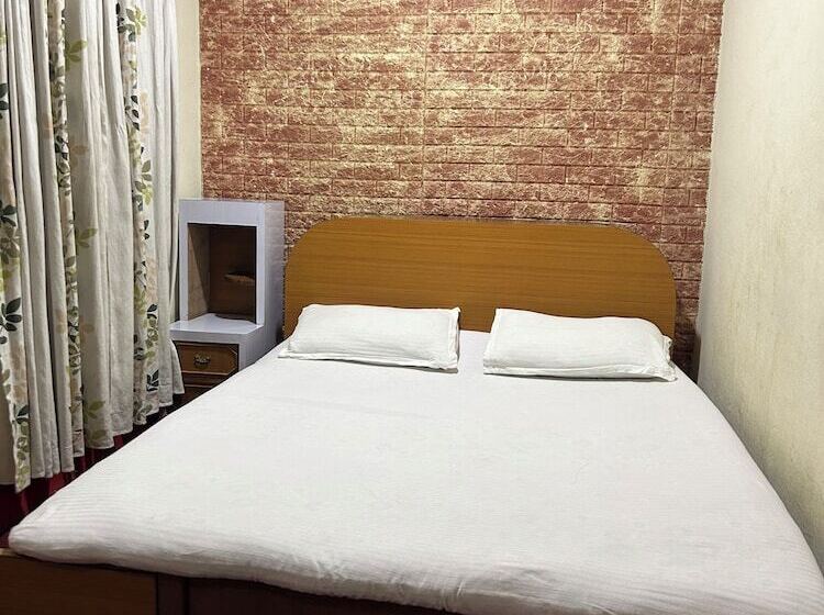 هتل Sudha's Garden Home