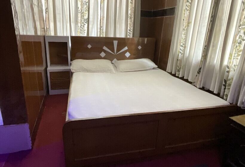 هتل Sudha's Garden Home