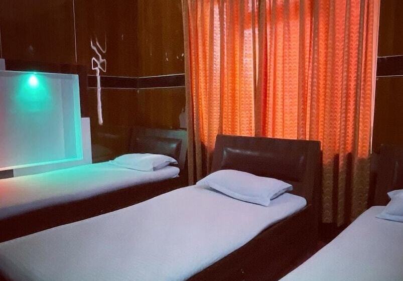 هتل Sudha's Garden Home