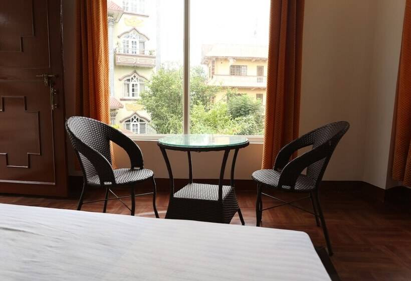 هتل Sudha's Garden Home