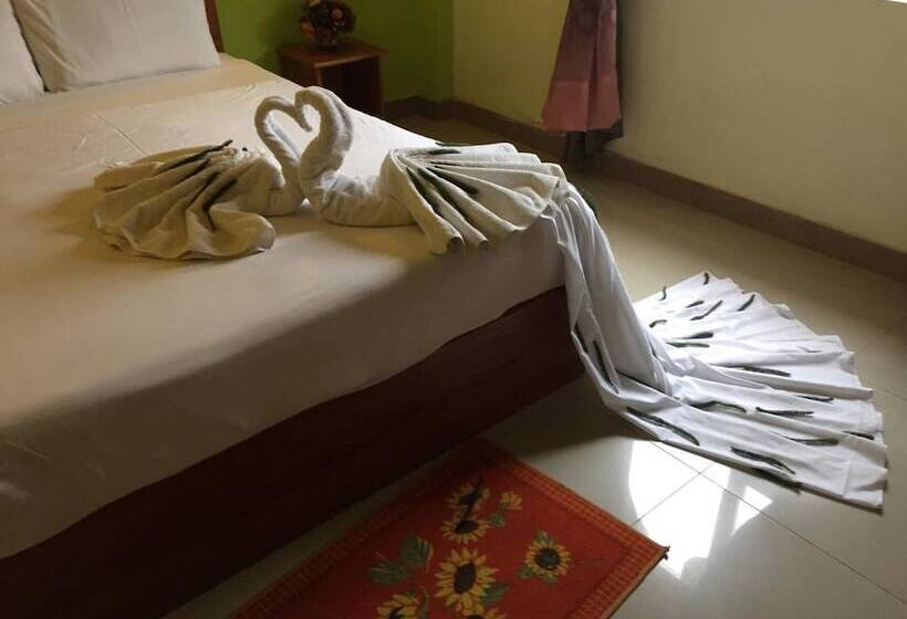 هتل Sun & Earth Villa