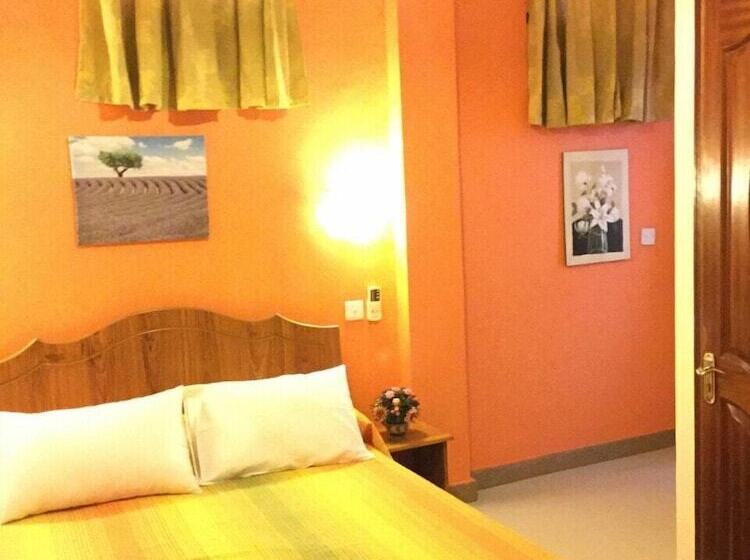 هتل Sun & Earth Villa