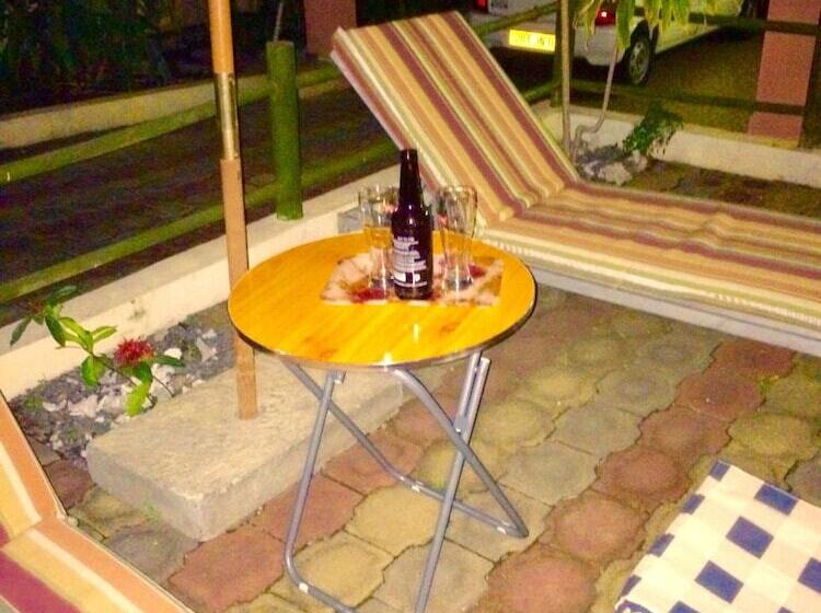 هتل Sun & Earth Villa