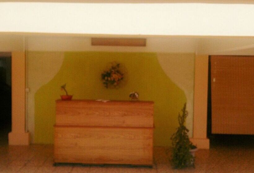 هتل Sun & Earth Villa