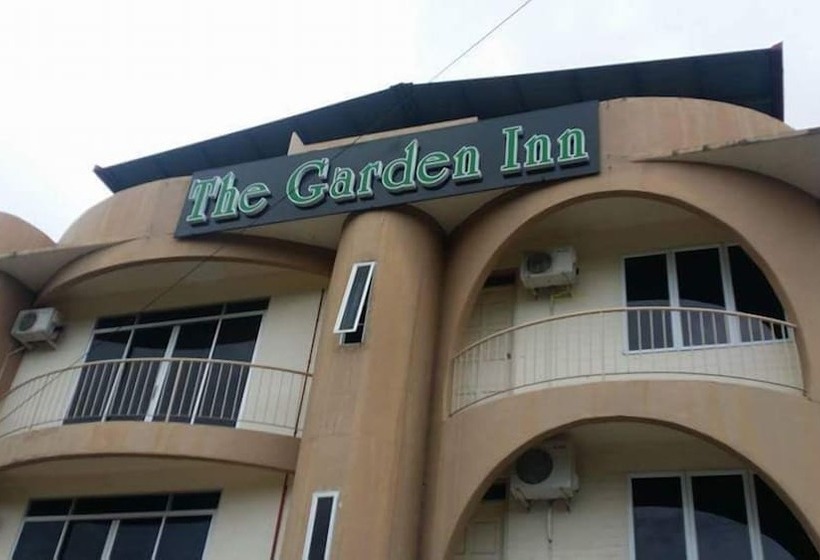 בית מלון כפרי The Garden Inn