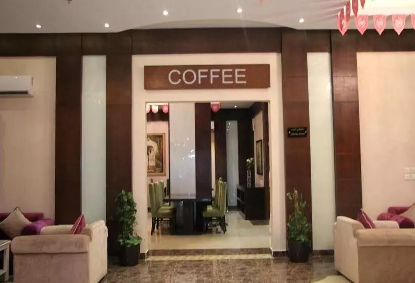 Hotelli Al Muhaidb Residence Al Dowally