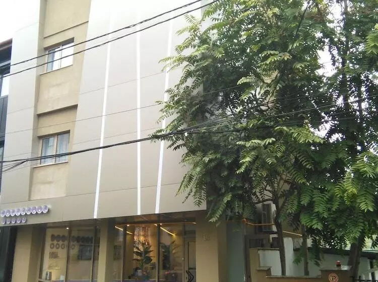 ホテル Christina Plus