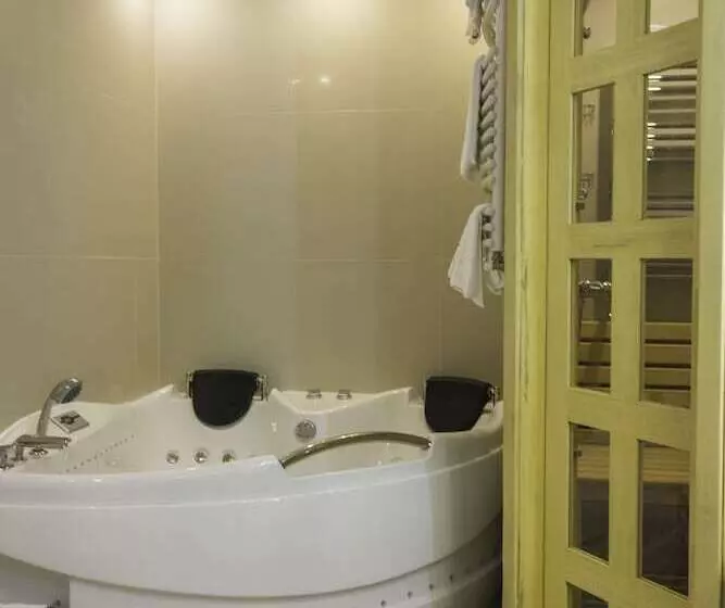 ホテル Christina Plus