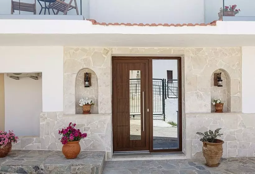 ホテル Kasteli Studios & Apartments