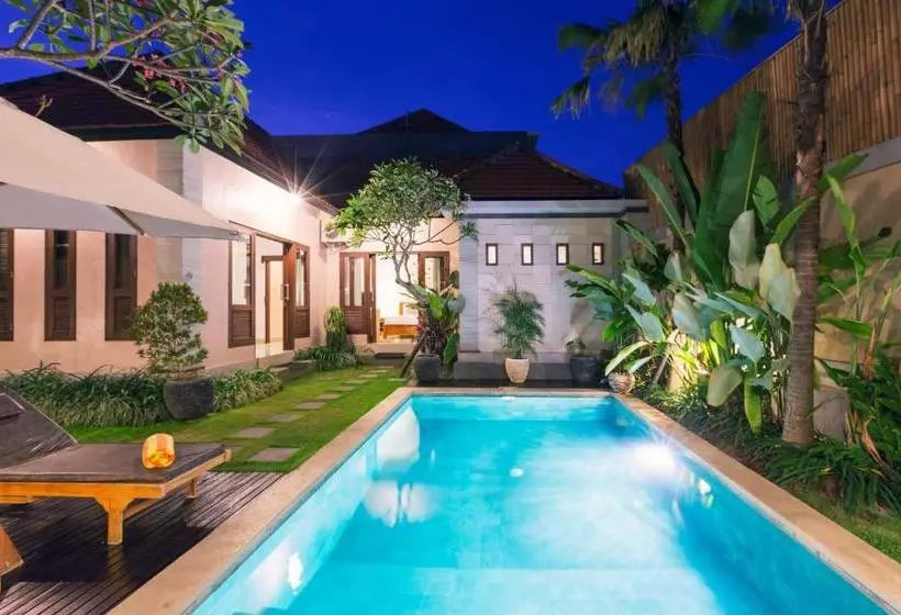ホテル Kubal Villa Bali