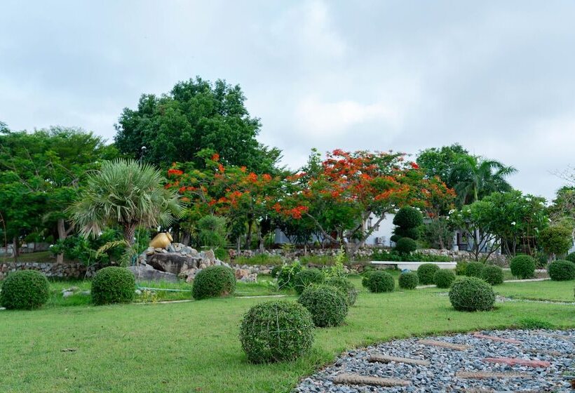 Hôtel Max Nay Pyi Taw