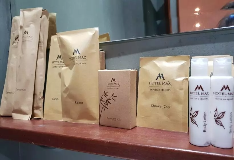 هتل Max Nay Pyi Taw