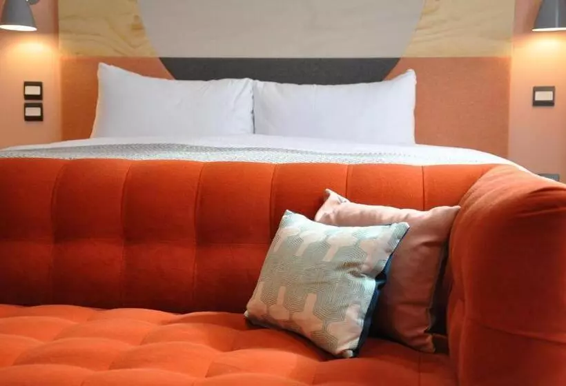 ホテル Room2 Southampton Hometel