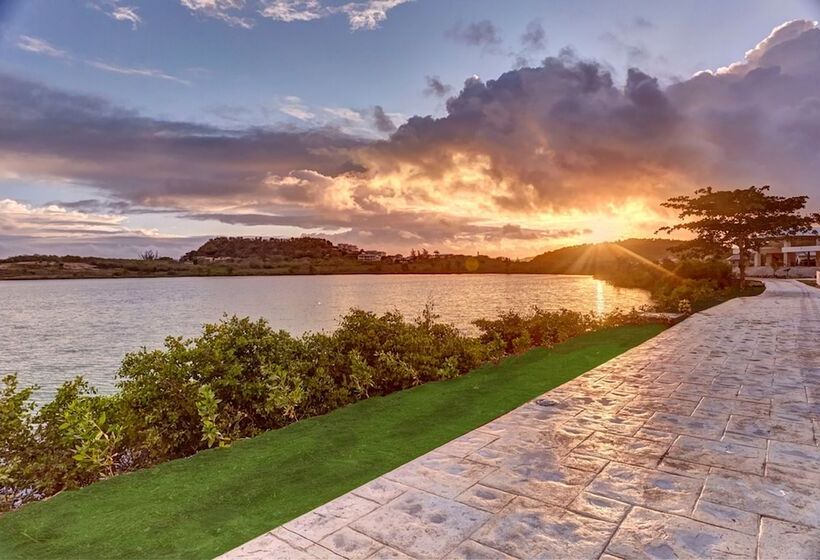 ホテル Royalton Antigua, An Autograph Collection All Inclusive Resort