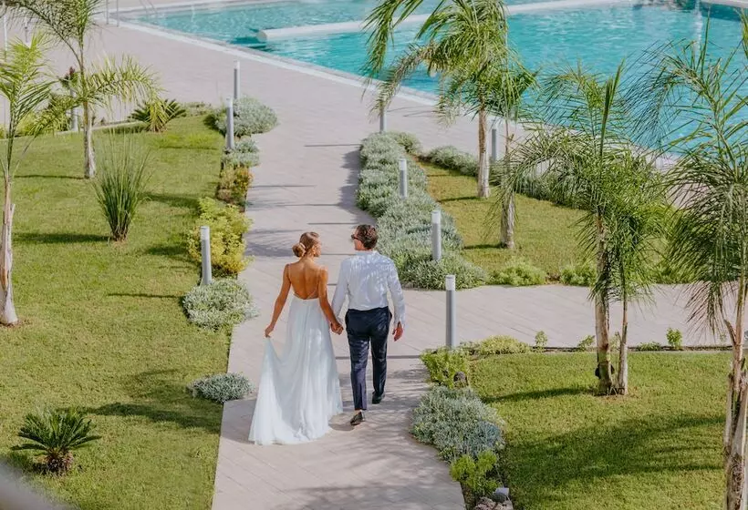 Ivi Mare   Designed For Adults By Louis Hotels