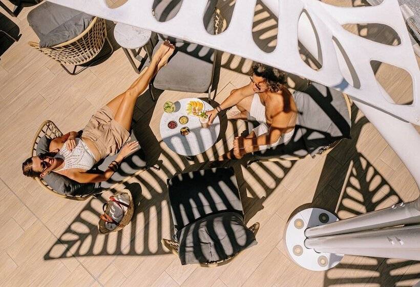 Ivi Mare Designed For Adults By Louis Hotels