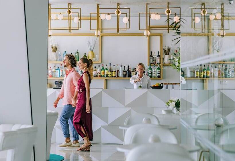 Ivi Mare Designed For Adults By Louis Hotels