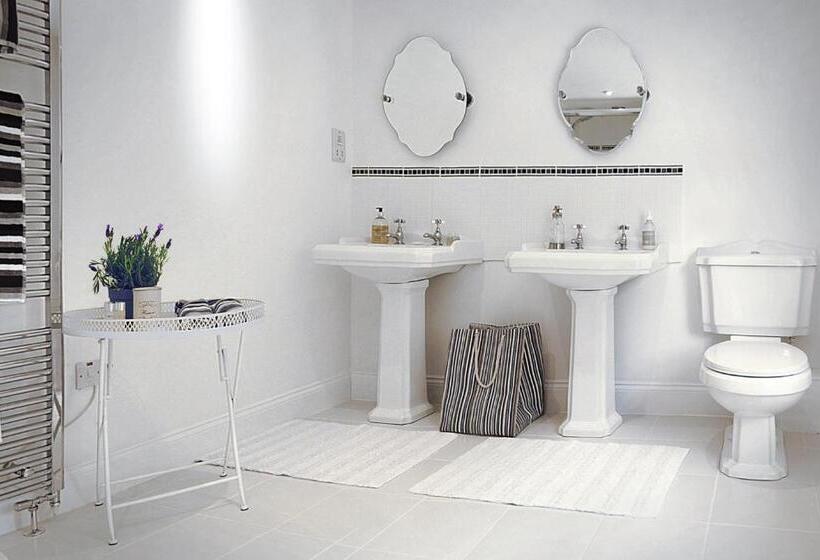 Bed and Breakfast Caroe Farm House