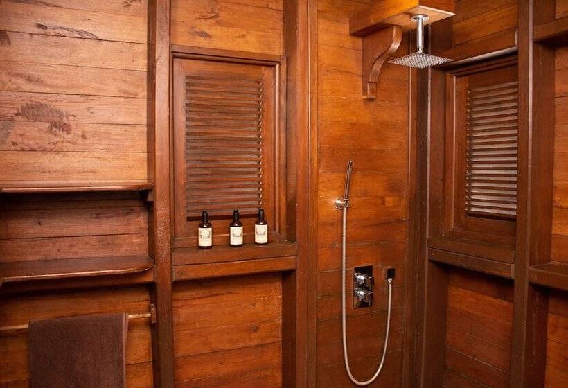 تختخواب و صبحانه Demeure Des Huiles Précieuses