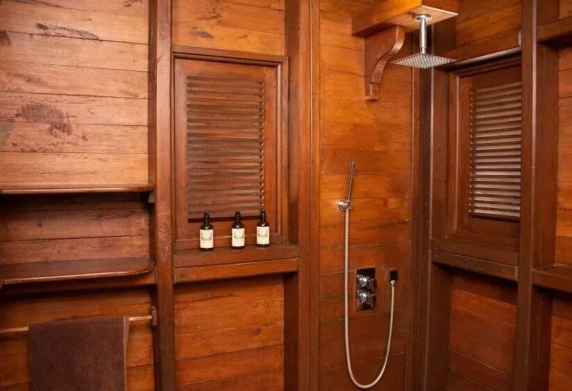 تختخواب و صبحانه Demeure Des Huiles Précieuses