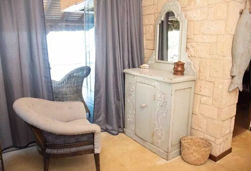 تختخواب و صبحانه Demeure Des Huiles Précieuses