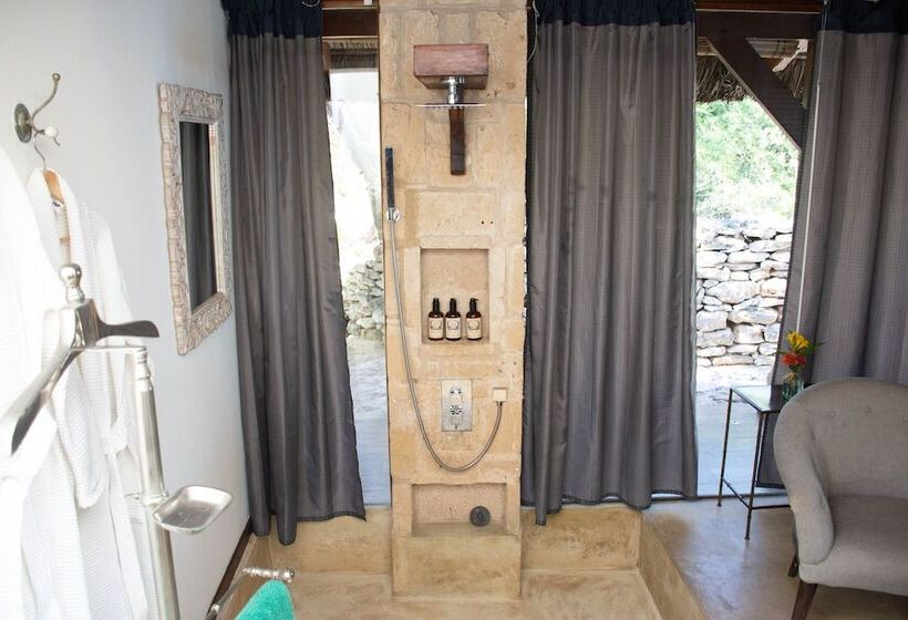 تختخواب و صبحانه Demeure Des Huiles Précieuses