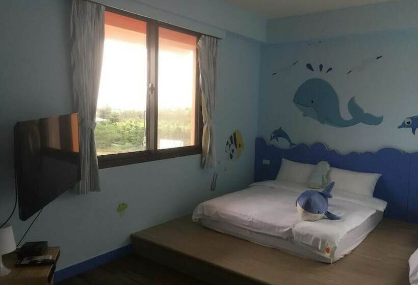 تختخواب و صبحانه Orange Castle