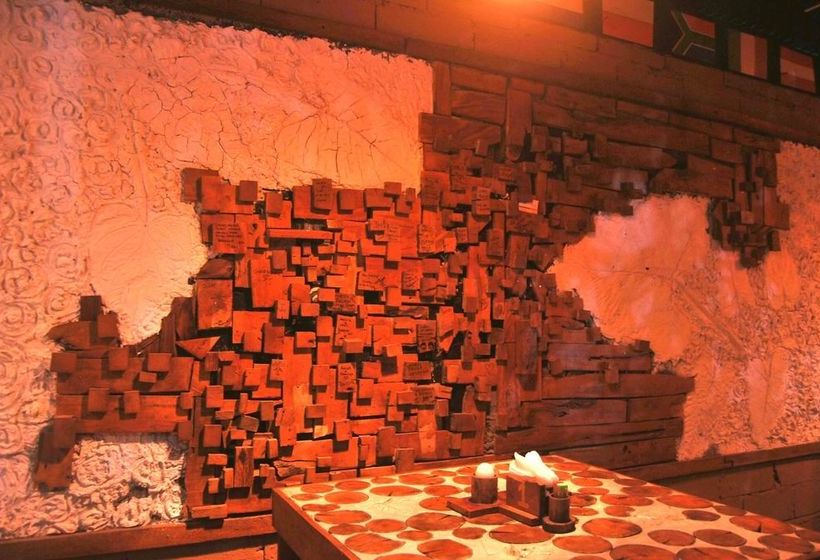 Bed and Breakfast Winaposa Villas And Warung Pudak