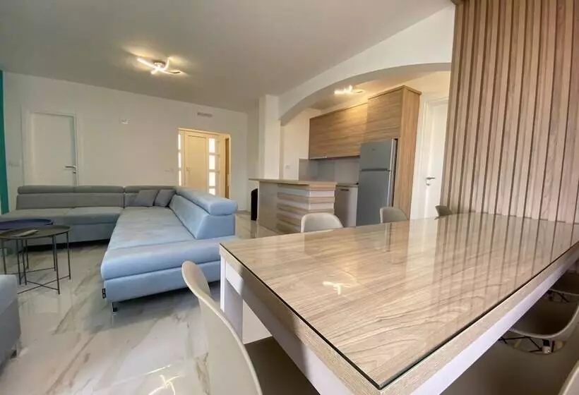 B&t Apartments