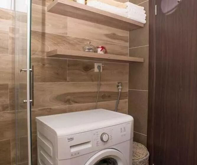 B&t Apartments