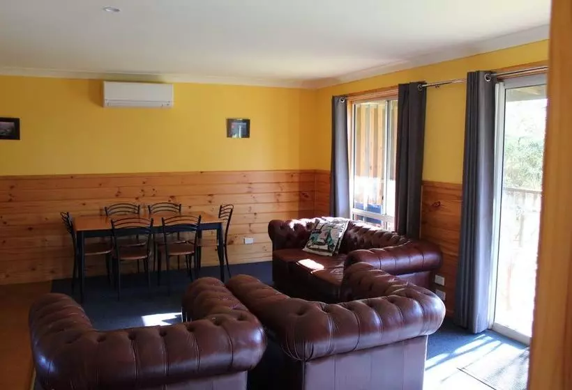 Clifton Beach Lodge