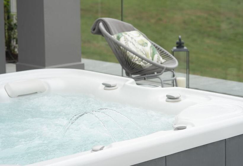 Coach House Boutique B&b