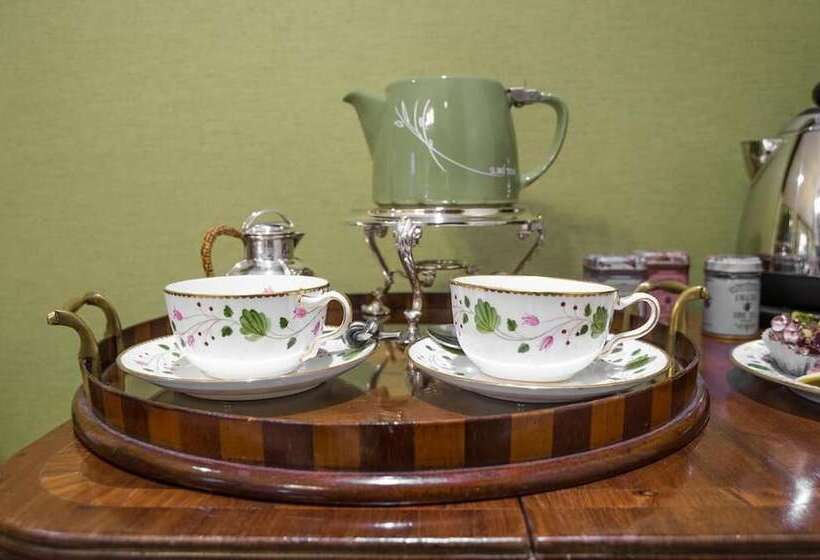 Coach House Boutique B&b