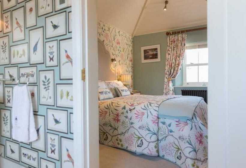 Coach House Boutique B&b